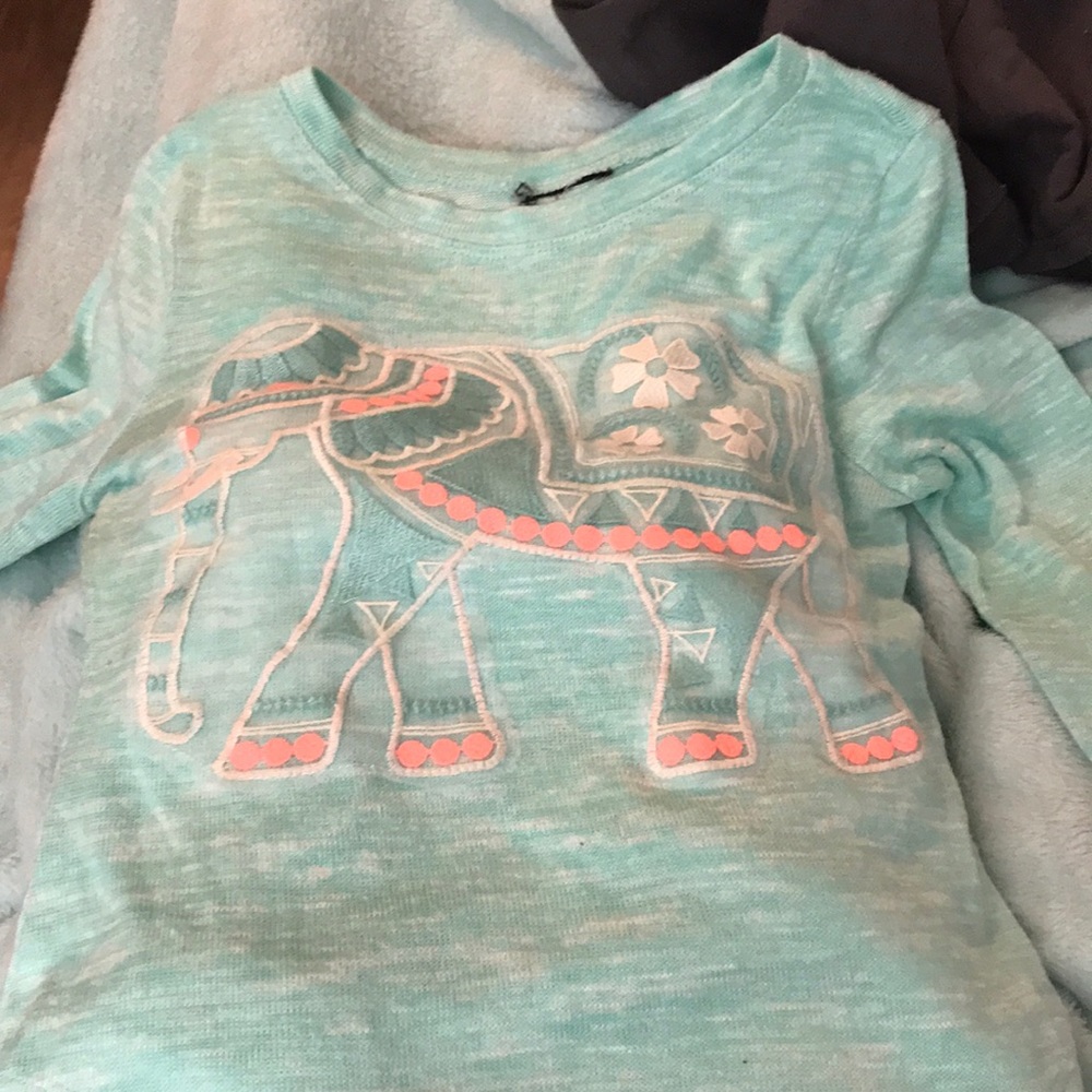 Teal elephant tee
